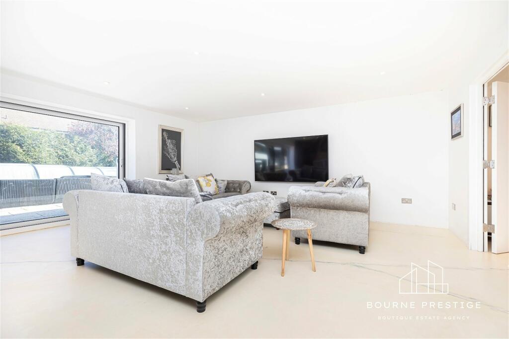 Additional property image - Dean Park Road, Bournemouth, BH1 1HX