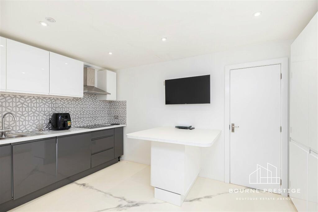Additional property image - Dean Park Road, Bournemouth, BH1 1HX
