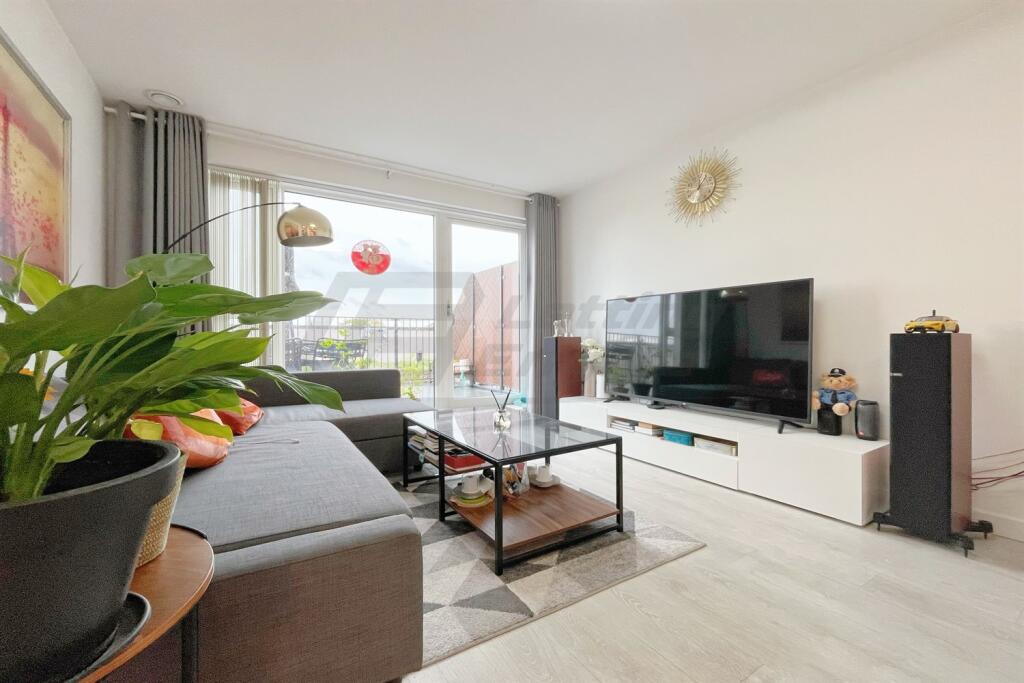Main image of property: Garraway Apartments, Western Circus, East Acton Lane, W3