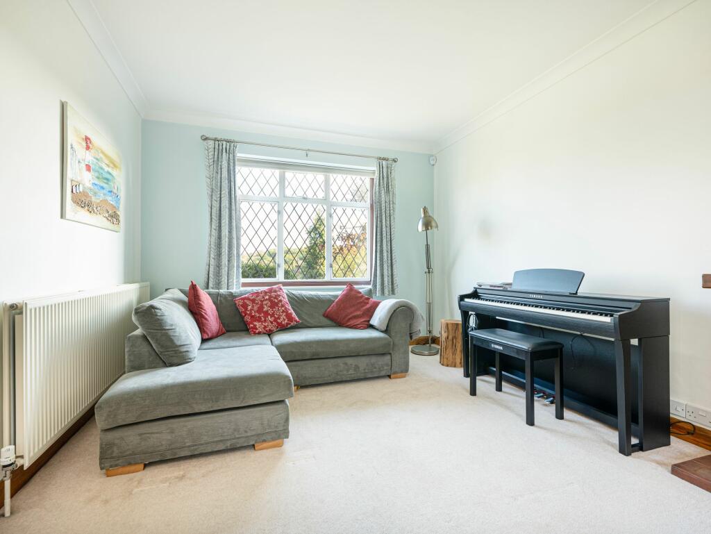 Additional property image - Riddlesdown Avenue, Purley, CR8