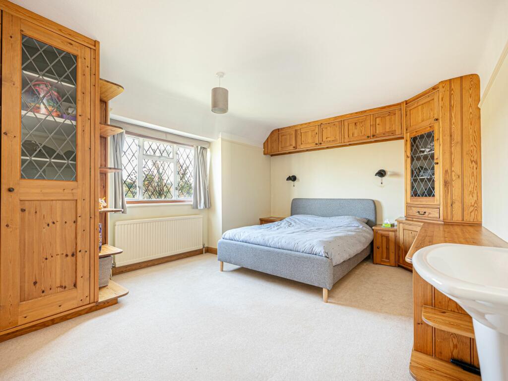 Additional property image - Riddlesdown Avenue, Purley, CR8