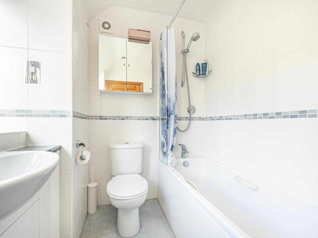 Additional property image - Riddlesdown Avenue, Purley, CR8