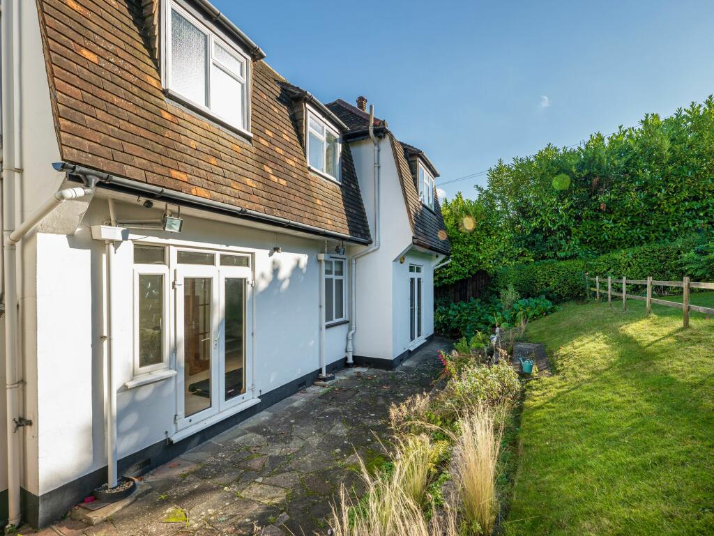 Additional property image - Riddlesdown Avenue, Purley, CR8