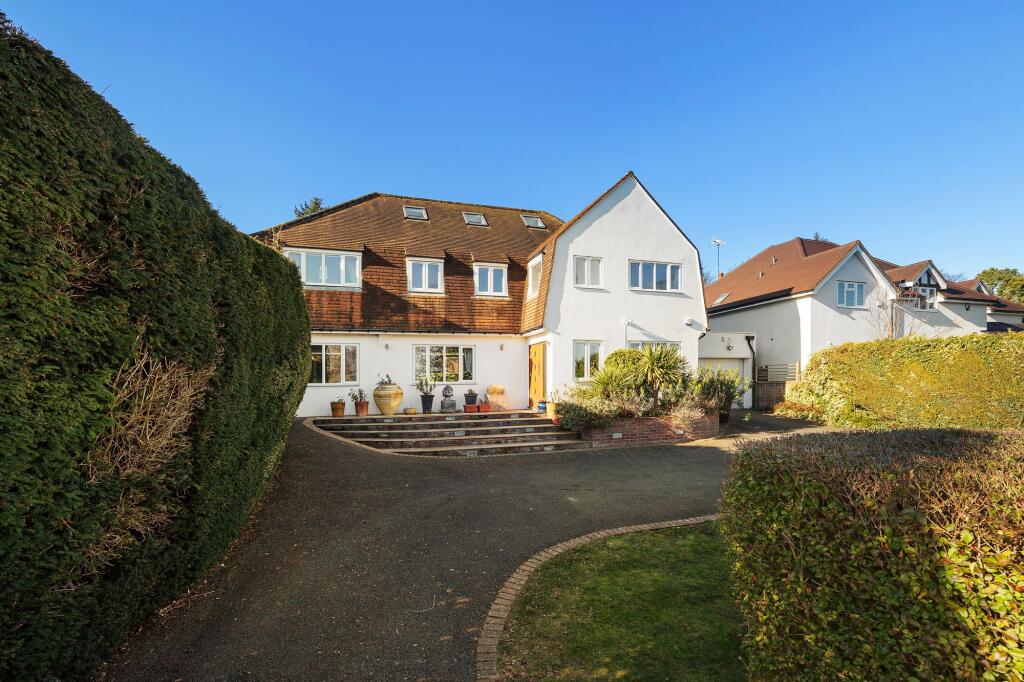 Main image of property: Manor Way, West Purley, CR8
