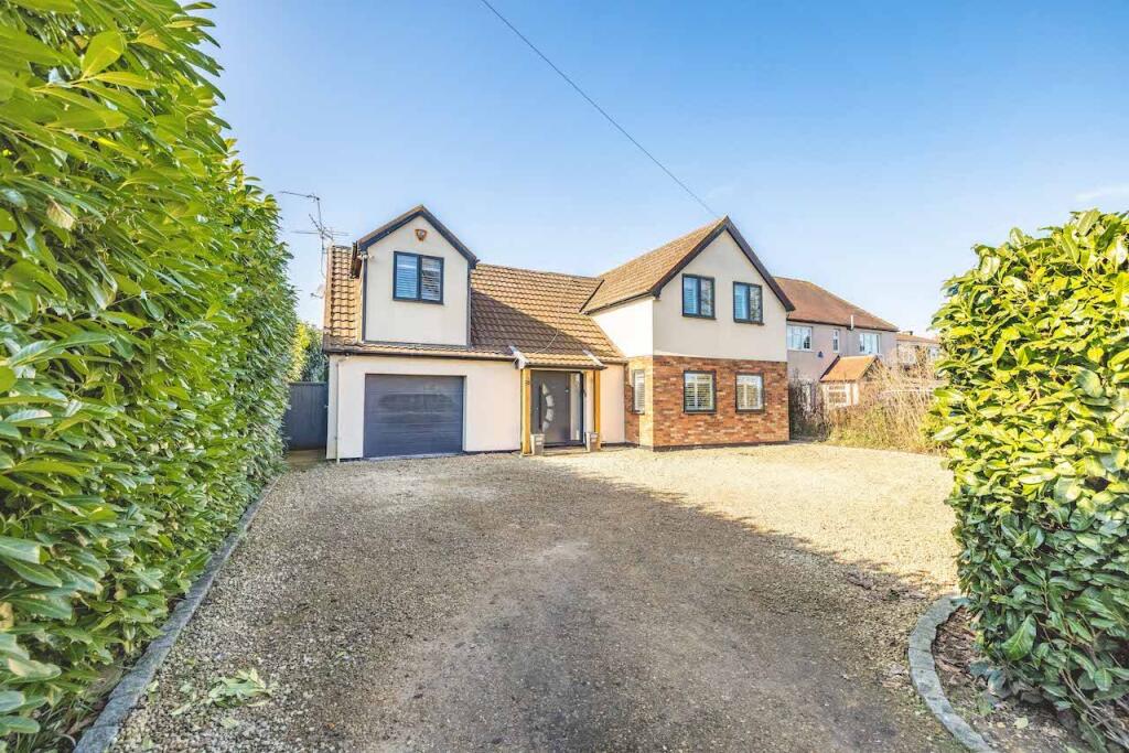 Main image of property: Denham Lane, Chalfont St Peter, SL9