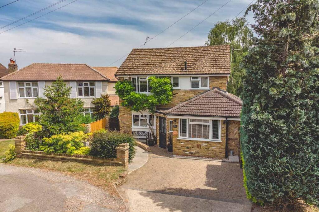 Main image of property: Fieldway, Chalfont St Peter, SL9