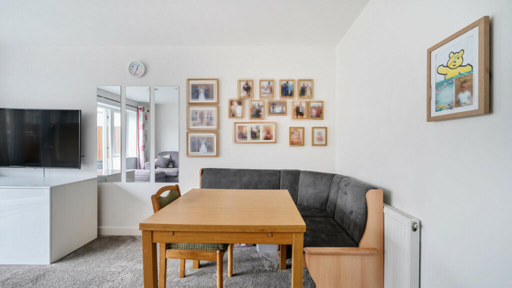 Additional property image - Gladstone Mews, Boscombe, BH7 6BG