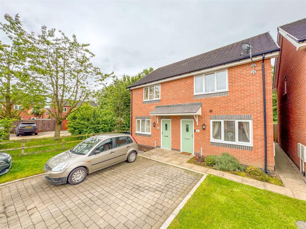 3 bedroom semidetached house for sale in Rodney Gardens, Sheepy Magna