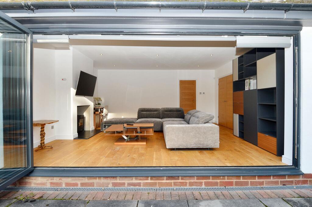 Additional property image - Monastery Drive, Solihull, B91