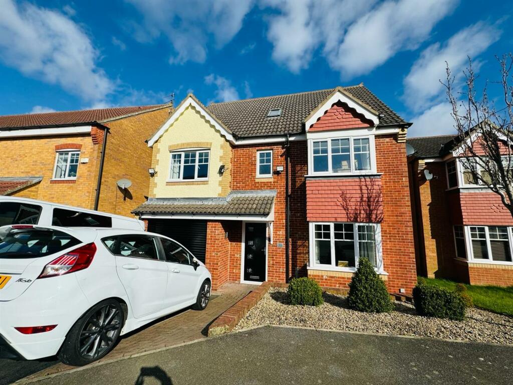6 bedroom house for sale in Harwood Drive, Mulberry Park, Houghton Le