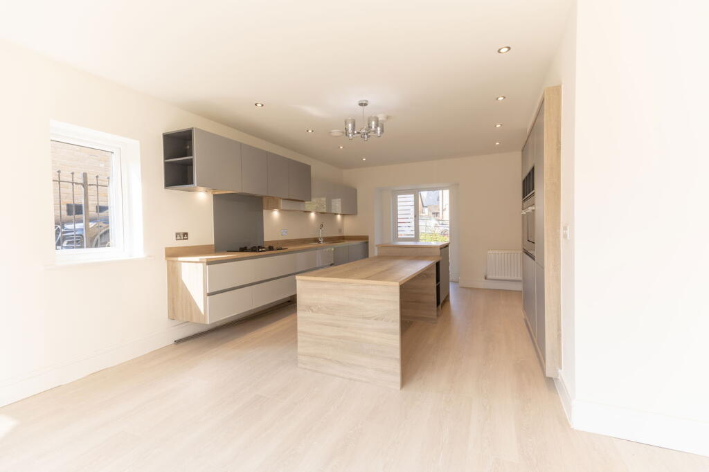 Main image of property: Linnet Way, Stannington, Sheffield, S6 6GE