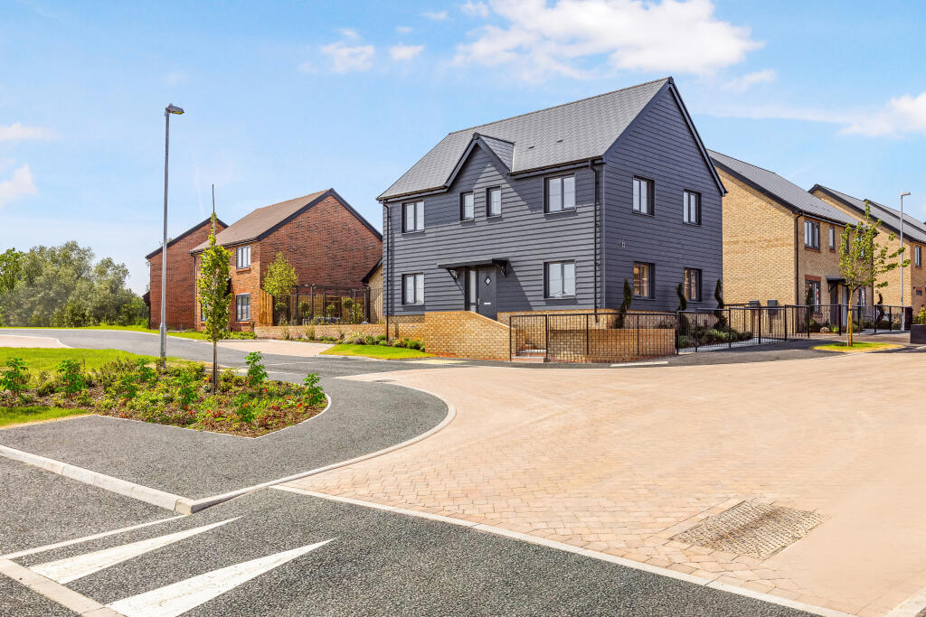 4 bedroom detached house for sale in Maple Creek, Fobbing, Essex, SS17