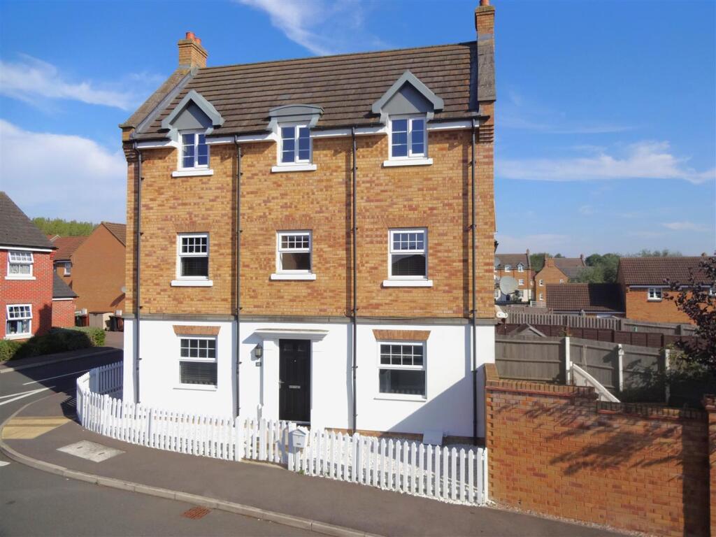 Main image of property: Clarendon Close, Little Stanion
