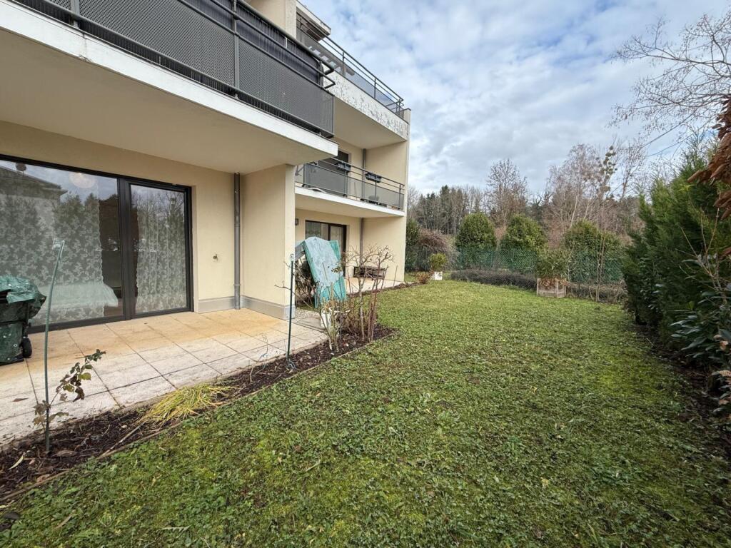 Main image of property: 01170 cessy