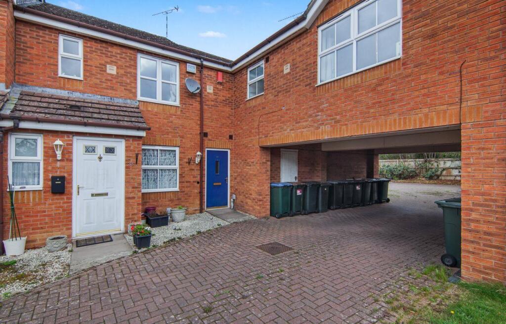 Main image of property: Fow Oak, Coventry, CV4 9XS