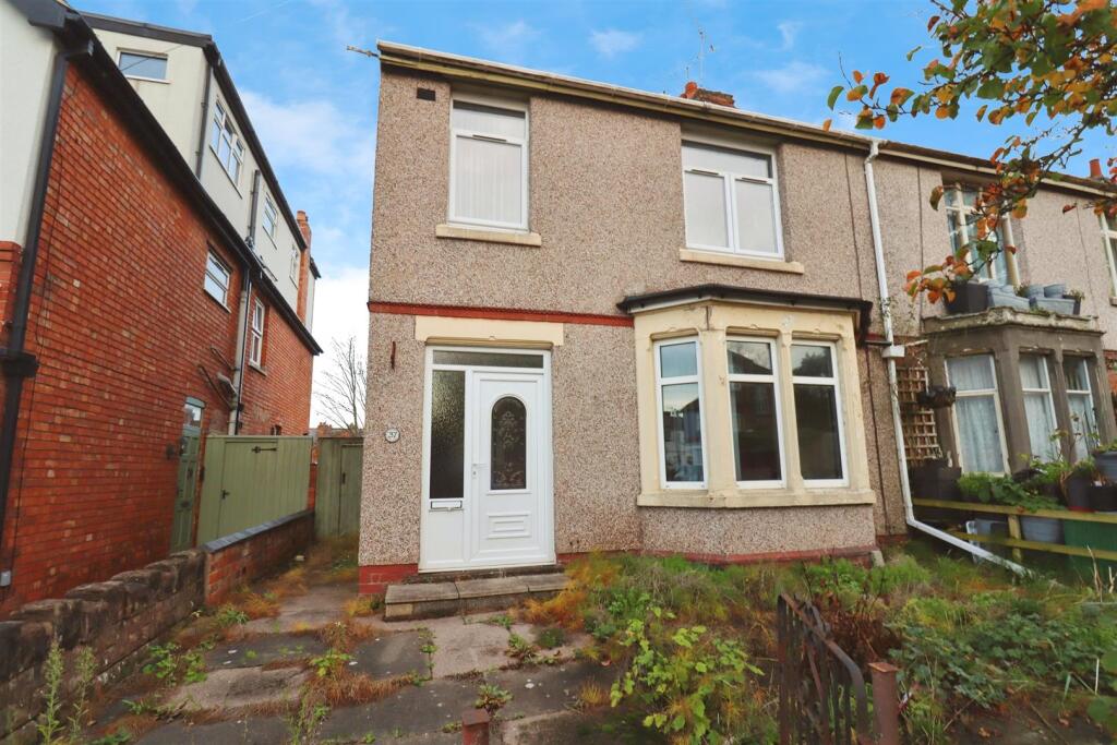 Main image of property: Brays Lane, Coventry, CV2 4DT