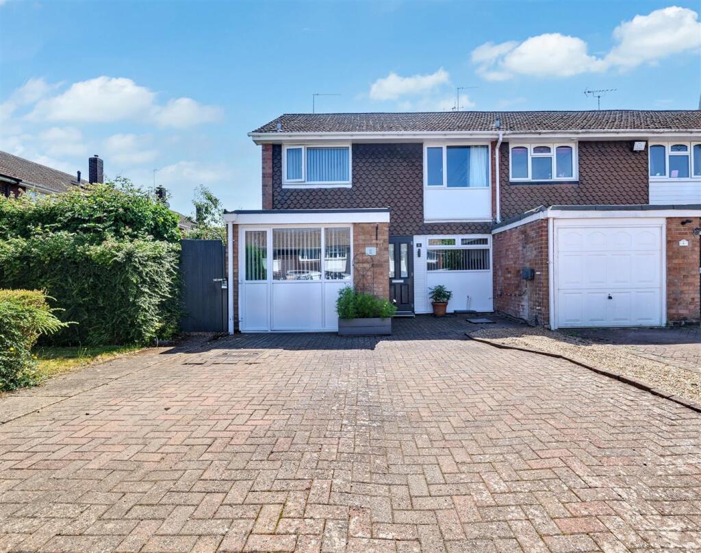 Main image of property: Wentworth Drive, Nuneaton