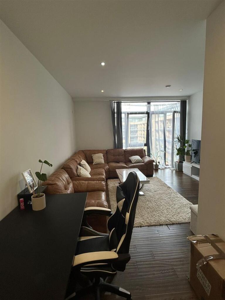 Main image of property: Brindley Place, Uxbridge