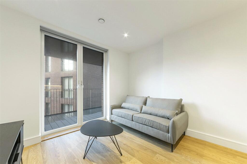 2 bedroom apartment for sale in East Timber Yard, 118 Pershore Street