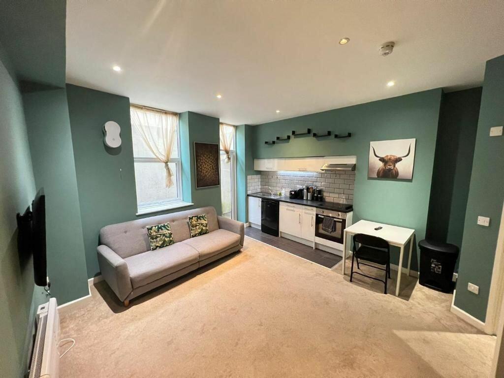 Additional property image - Osmond road, Hove