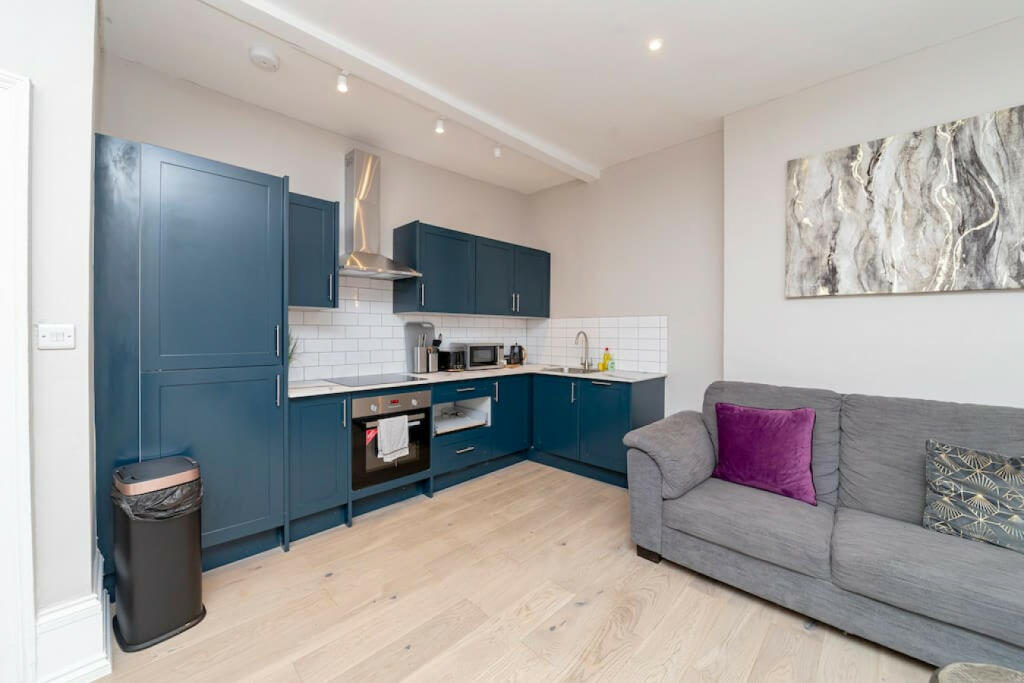 Additional property image - London road