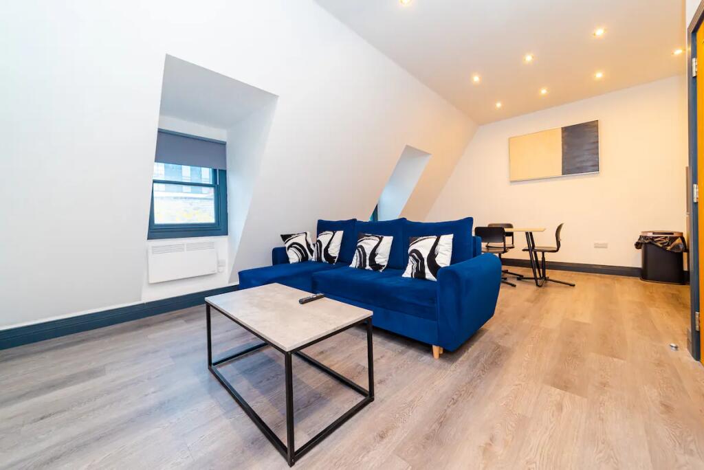Main image of property: 12 ship street, Brighton, BN1 1AD