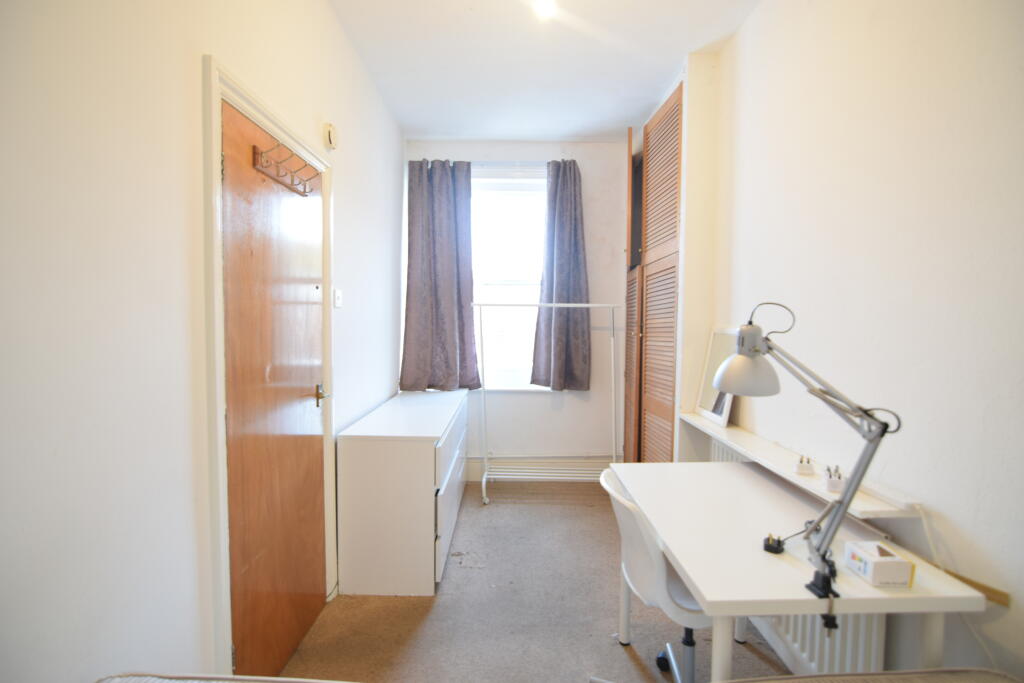 Additional property image - 14 College Terrace, Brighton, BN2 0EE, United Kingdom