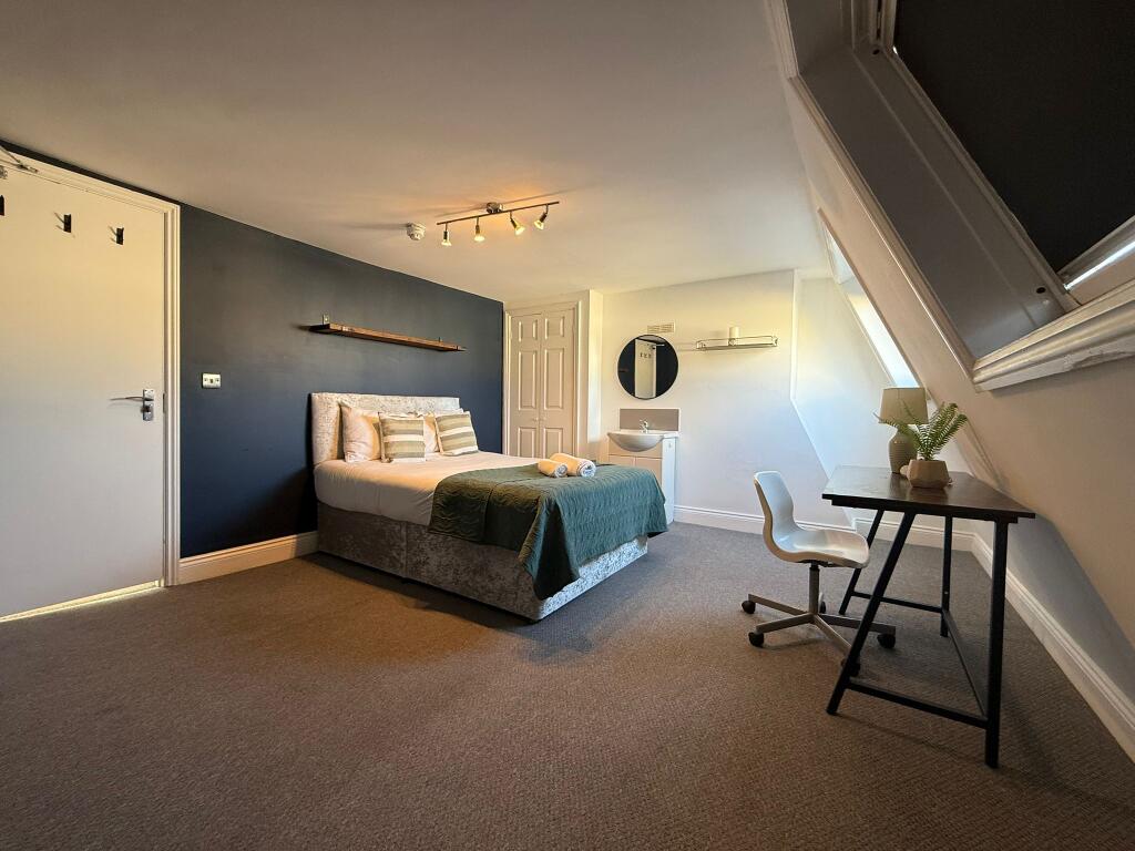 Additional property image - 32A Western Road