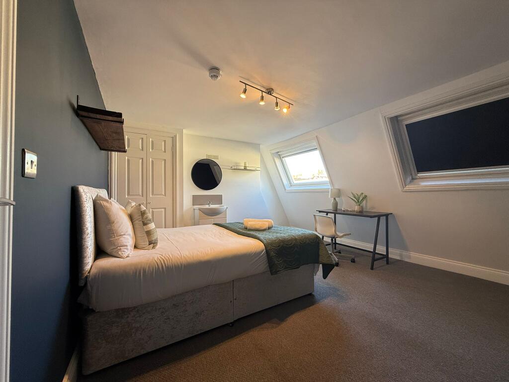 Additional property image - 32A Western Road