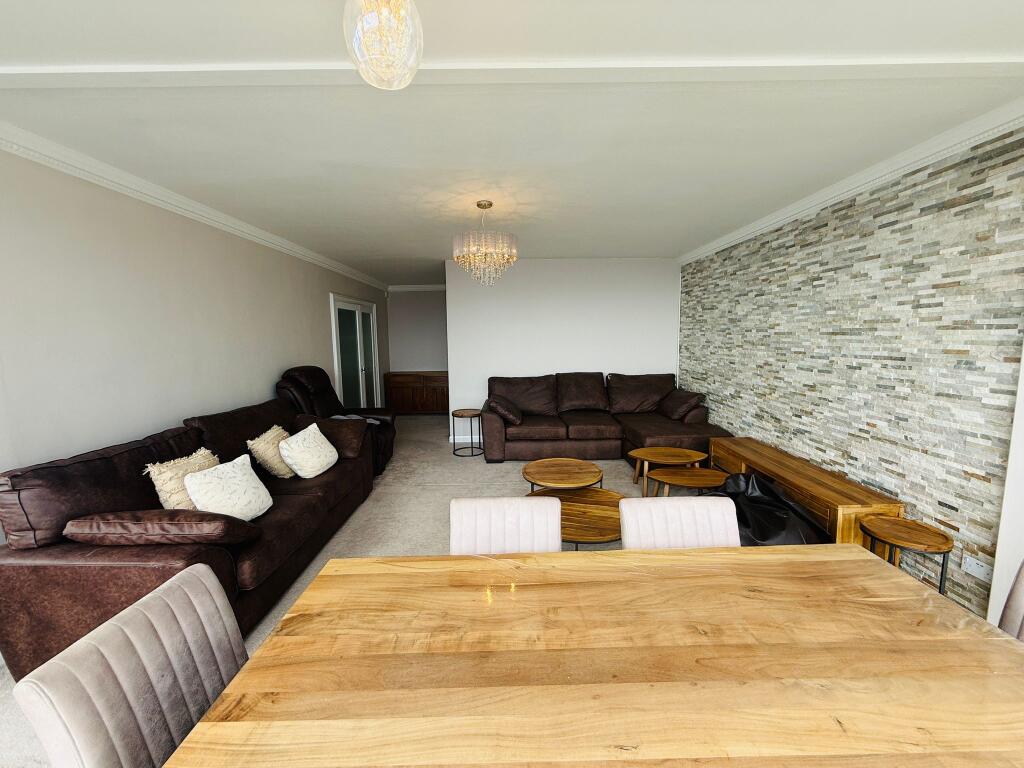 Main image of property: 14 ST Margaret's pl