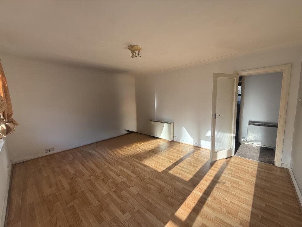 Main image of property: Hatfield Court, Hove, BN3 3AA
