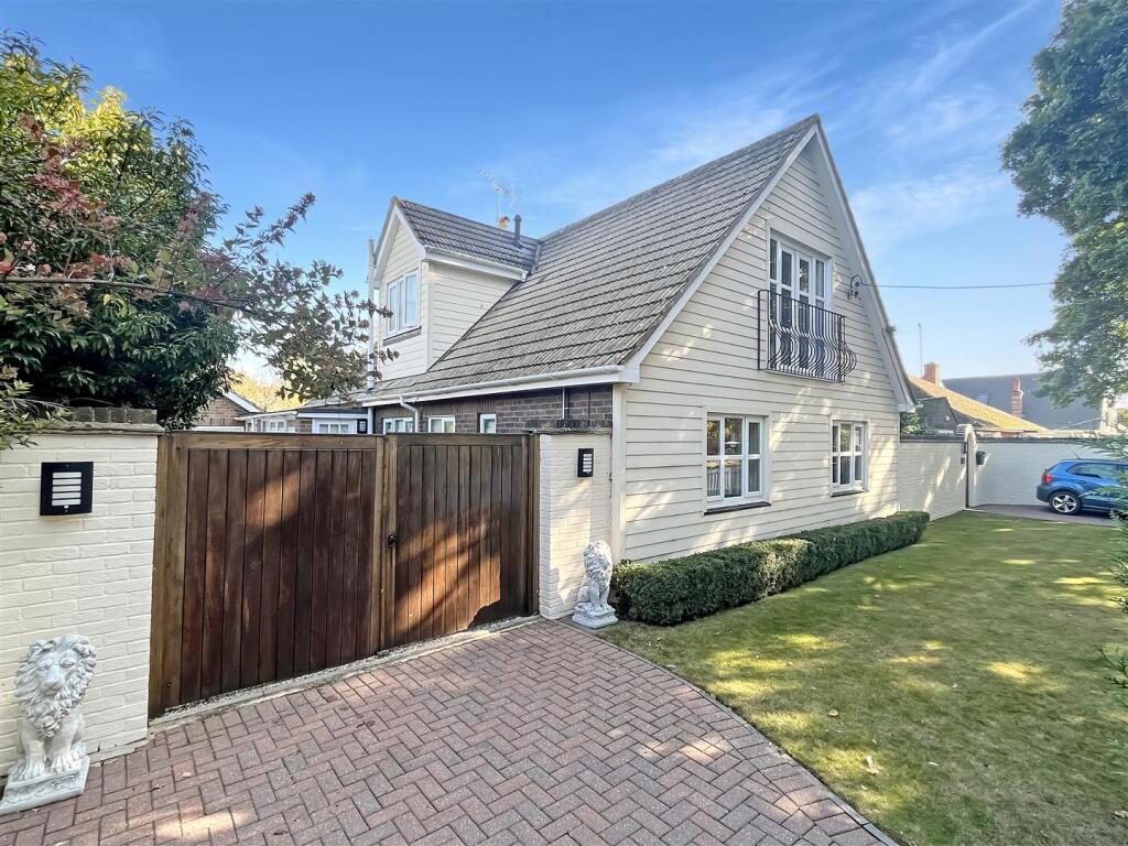Additional property image - Fairhaven Avenue, West Mersea,