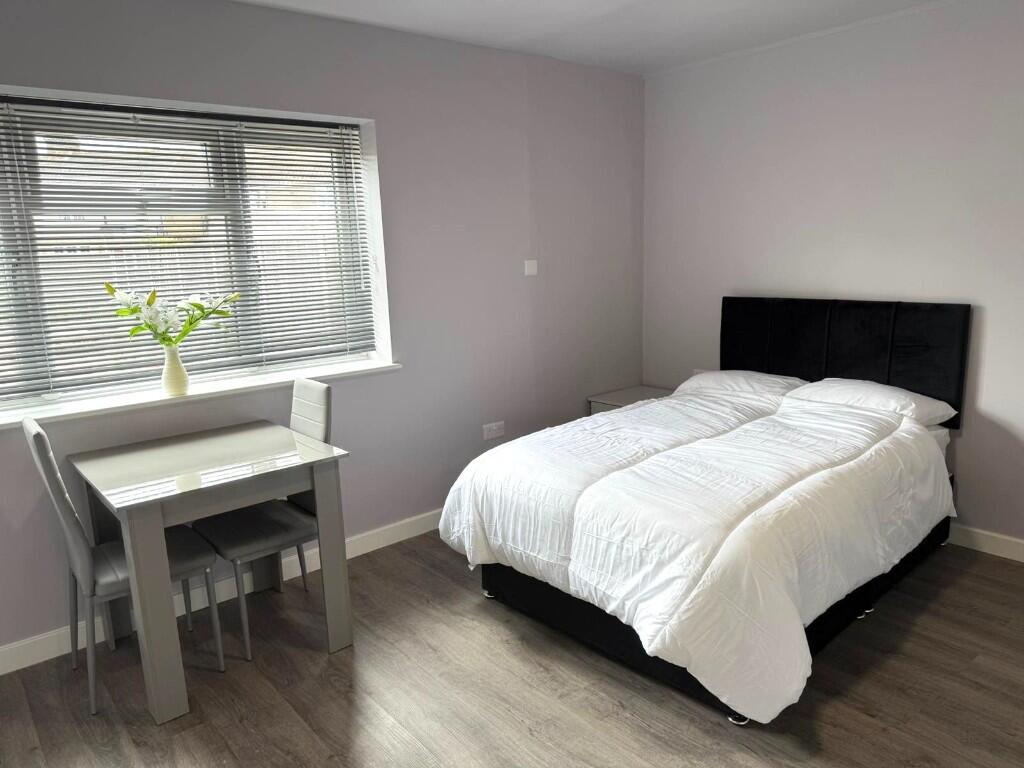 Main image of property: Milton Road, Swanscombe, Kent, DA10