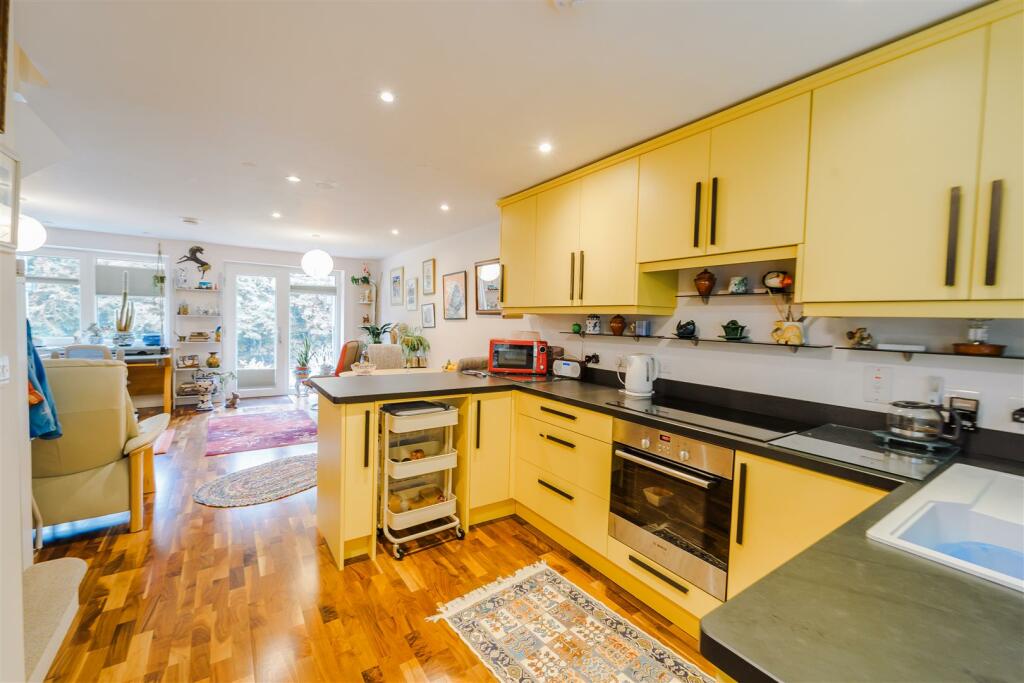 2 bedroom town house for sale in Walk, Halton, Lancaster, LA2