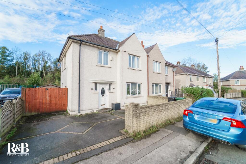 Main image of property: Pickthorn Close, Lancaster