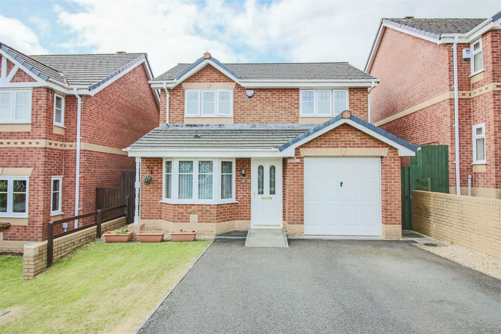 3 bedroom detached house for sale in Swift Gardens, Heysham, Morecambe, LA3