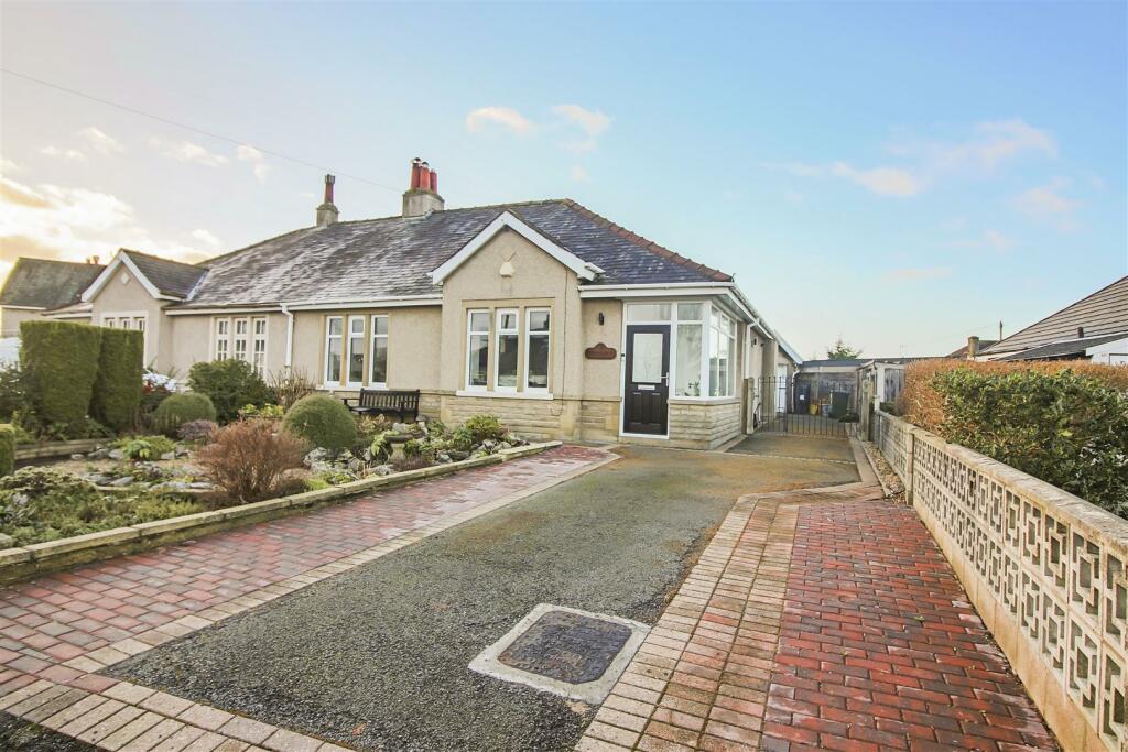 2 bedroom semidetached bungalow for sale in Thorpe Avenue, Torrisholme