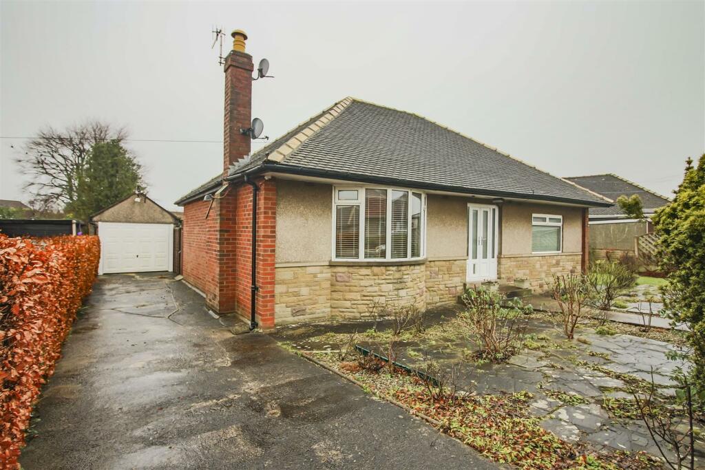 2 Bedroom Detached Bungalow For Sale In Anstable Road, Torrisholme ...