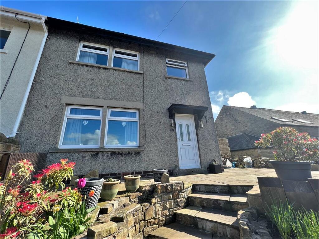 3 bedroom semidetached house for sale in High Road, Halton, Lancaster, LA2
