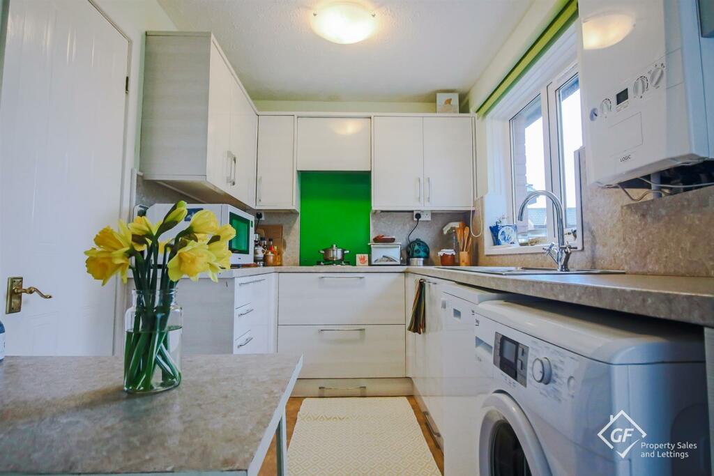 2 bedroom bungalow for sale in Monkswood Avenue, Bare, Morecambe, LA4