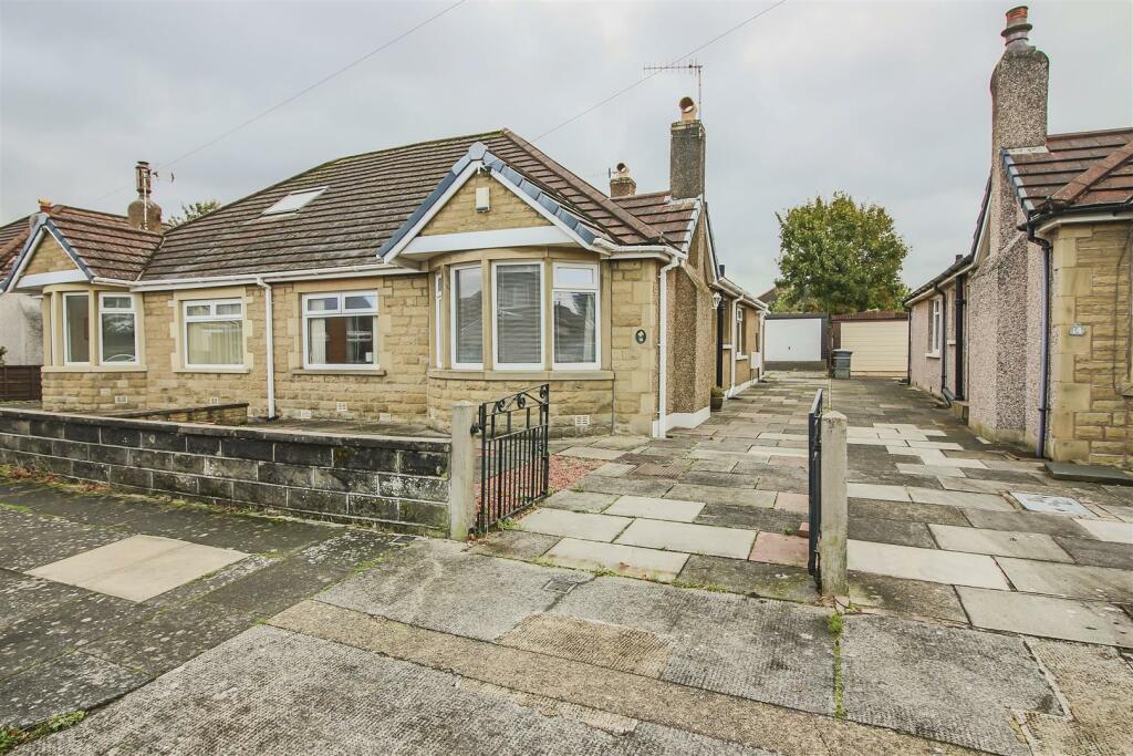 2 bedroom semidetached bungalow for rent in St. Christophers Way, Bare