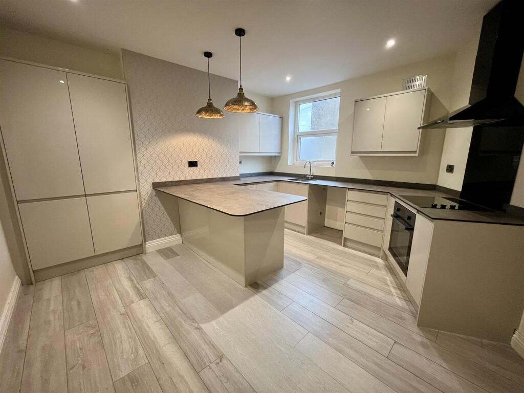 Main image of property: New Street, Carnforth