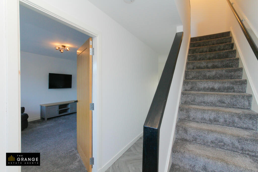 Additional property image - Knock Avenue, Banff, AB45