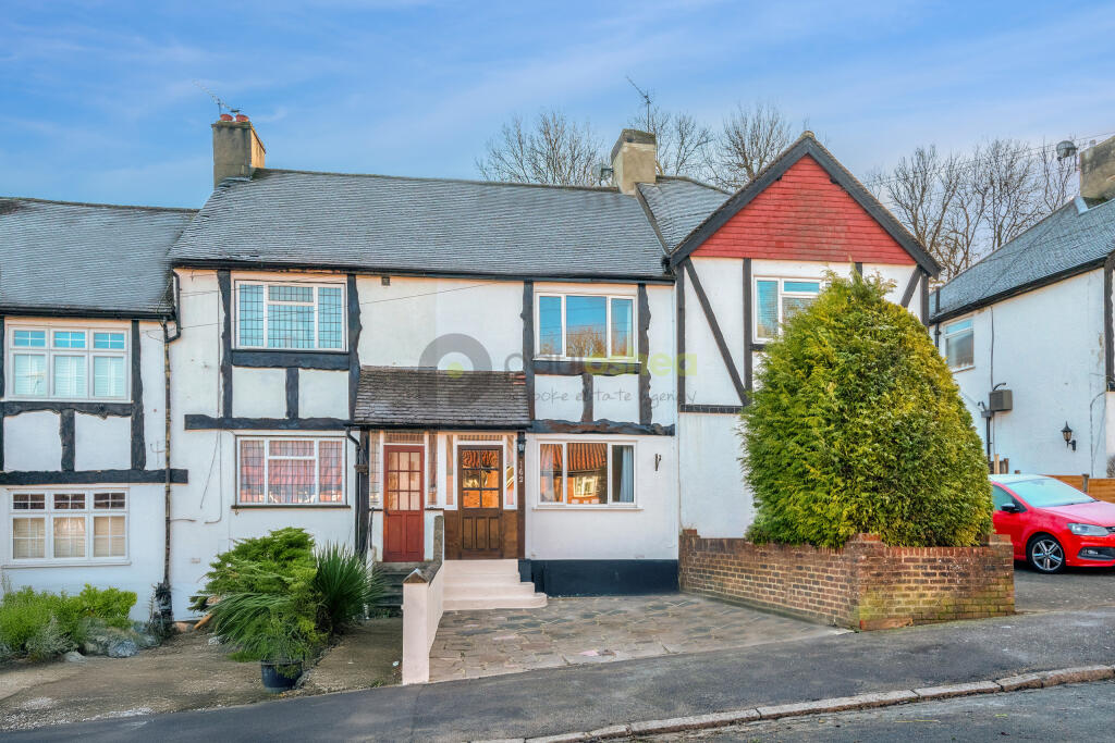 Main image of property: The Glade, Coulsdon, Surrey, CR5 1SP