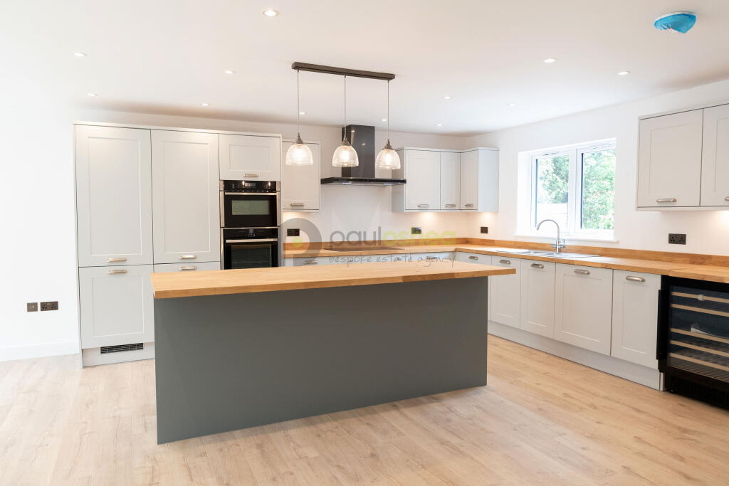 Main image of property: Highview Cottage, Brede Lane, Sedlescombe, East Sussex