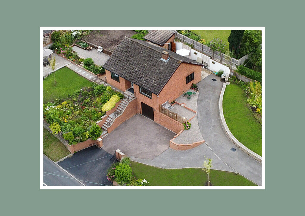 2 bedroom detached house for sale in Drybrook Road, Drybrook GL17 FOR