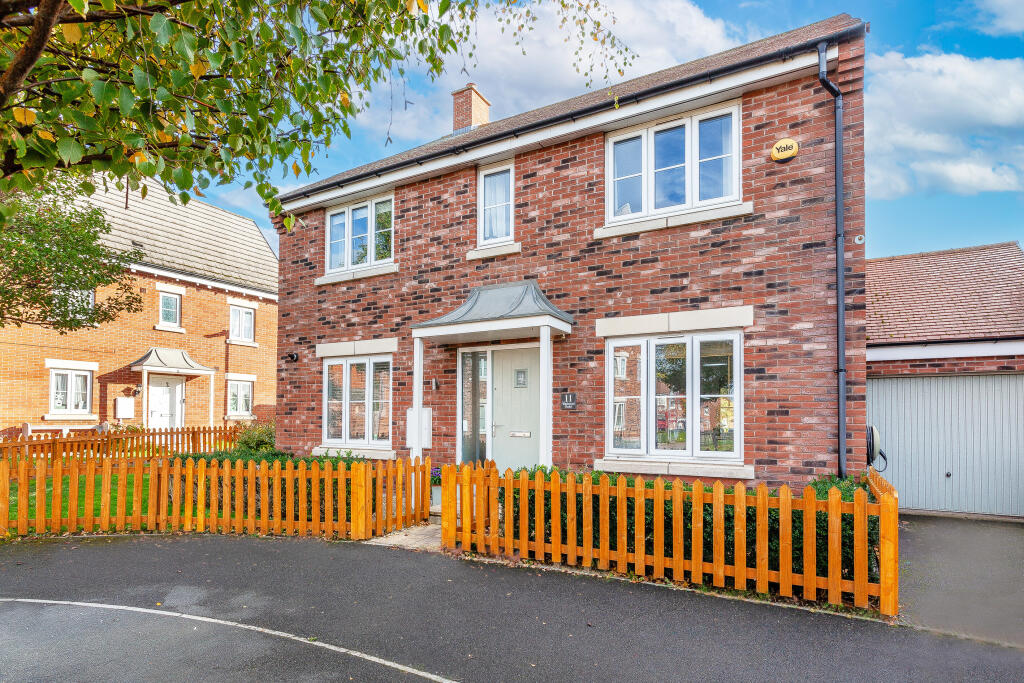 Main image of property: Washpool Road, Bishops Cleeve GL52 FOR SALE