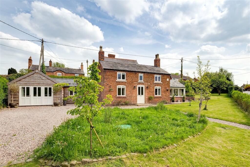 Main image of property: Recently renovated detached Bunbury cottage