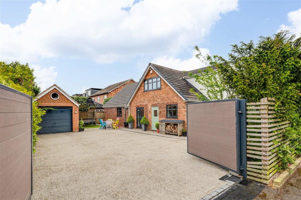 Main image of property: Extended & refurbished 4/5 bed detached house in Mobberley
