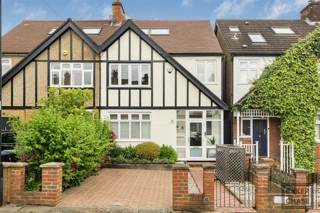 Main image of property: Arundel Gardens, Winchmore Hill, London